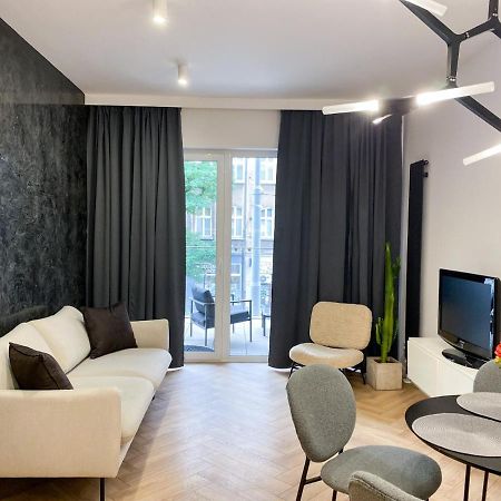 Apartament Family Zwierzyniecka Poznań Exterior foto